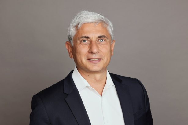 Argentino lidera innovadora empresa en EE.UU. para curar el Parkinson