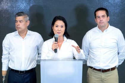Elecciones en Perú: Keiko Fujimori lidera, pero se enfrenta a balotaje