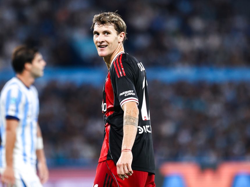 River brilla con Coudet: victoria ante Racing y pase a Playoffs