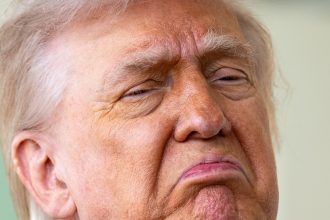 Trump se mantiene firme: No se disculpará con el Papa