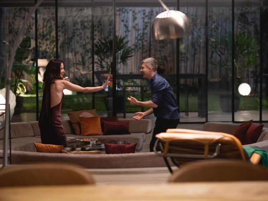 Descubre las Primeras Imágenes de ‘Yo, Narciso’ con Suar y Oreiro