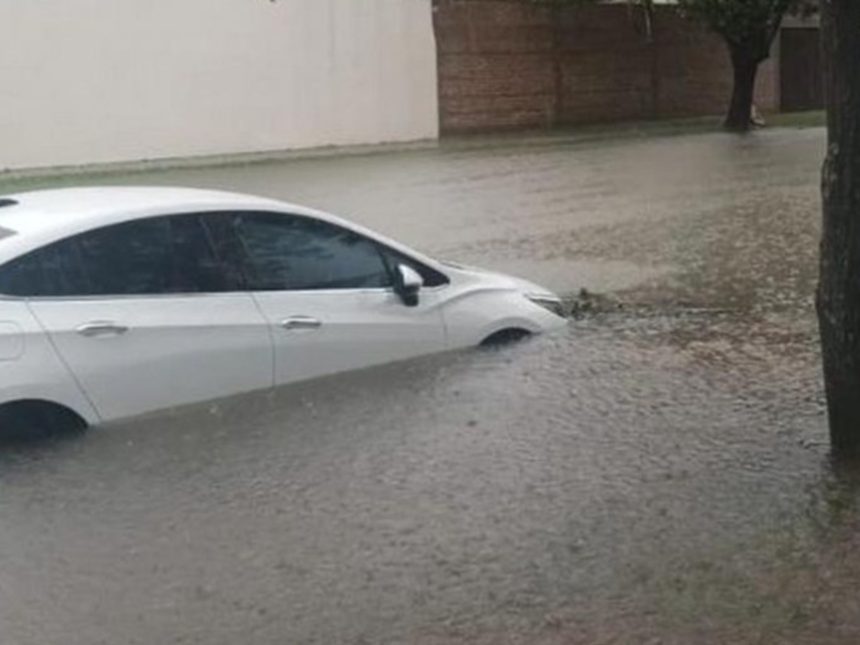Impactante temporal en Santa Fe: 250 mm de lluvia y caos en las calles