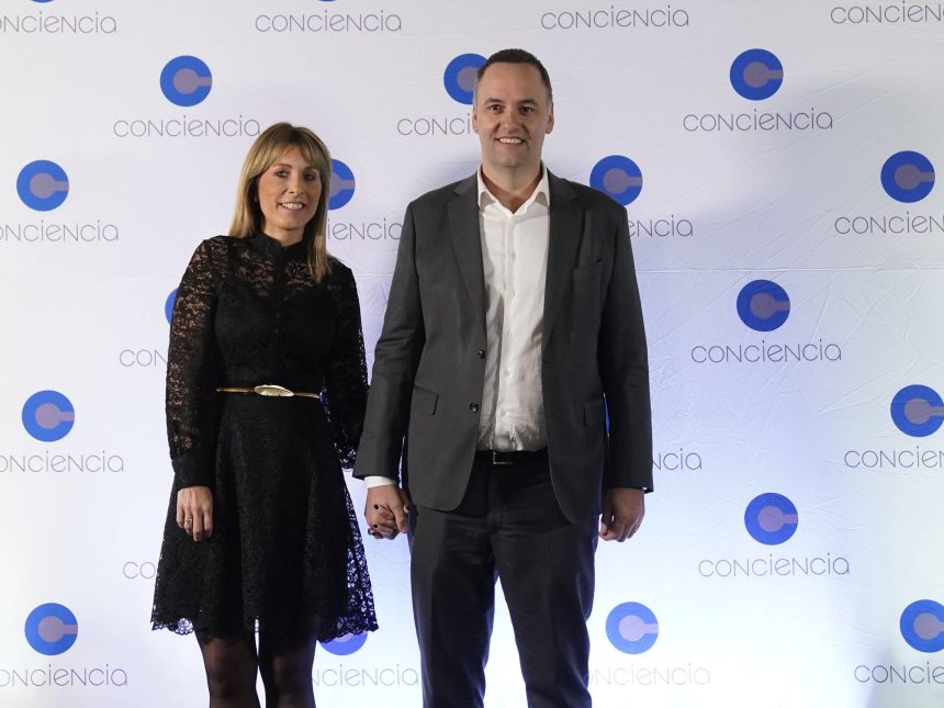 PIA exige a Karina Milei detalles del vuelo a Nueva York y avanza causa