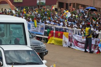 Papa León XIV en Camerún: ¡Alerta sobre los tiranos que destruyen el mundo!