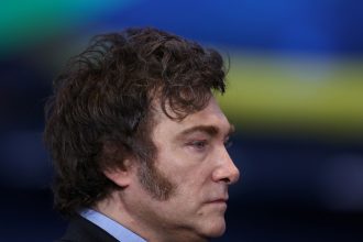 Javier Milei: Encuesta revela caída de apoyo en la Rosada