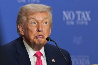 Trump sugiere viaje a Pakistán si se logra acuerdo con Irán