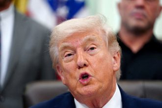 Trump revela que EE. UU. interceptó un ‘regalo’ chino para Irán
