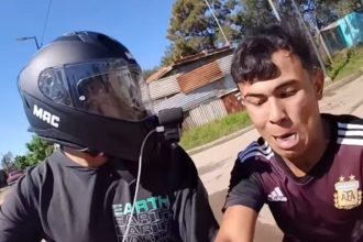 Impactante intento de robo a un influencer en moto: ¡mira el video!
