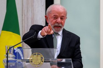 Lula da Silva intensifica críticas a Trump en medio de caídas en encuestas