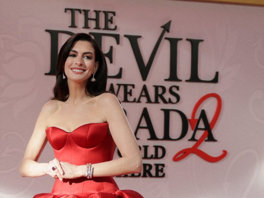 Anne Hathaway: Elegida la Mujer Más Bella del Mundo por People