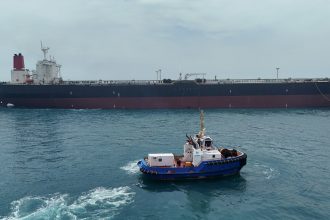 Estrecho de Ormuz: Tensión y Bloqueo que Afectan a las Monarquías Petroleras