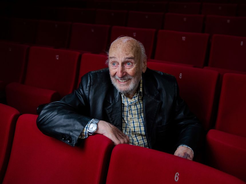 Héctor Alterio y Juan Carlos Cambas: Un homenaje póstumo a Yupanqui