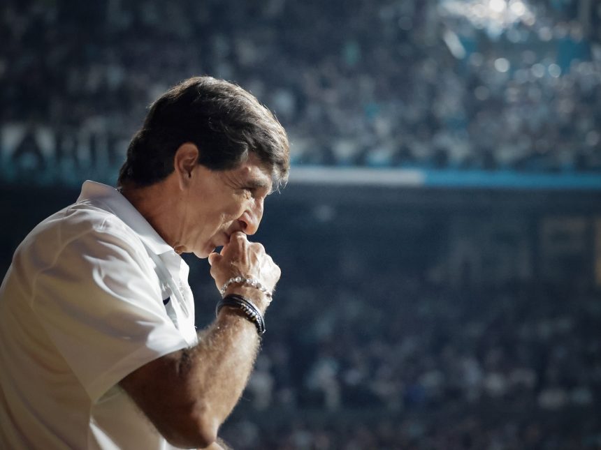 Racing en Crisis: Malos Resultados y Tensión Interna Explosiva