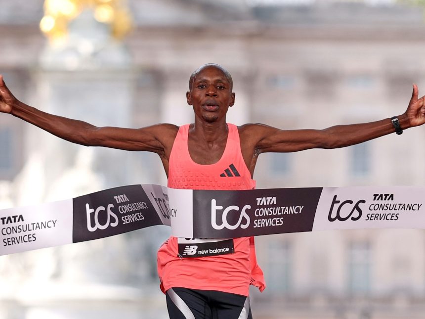 De Maratonista a Maratonista: ¡Gracias, Sabastian Sawe, por un Domingo Épico!