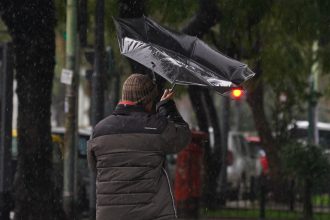 ¡Prepárate! Frío extremo en el AMBA: mínimas de 7° y alerta de vientos