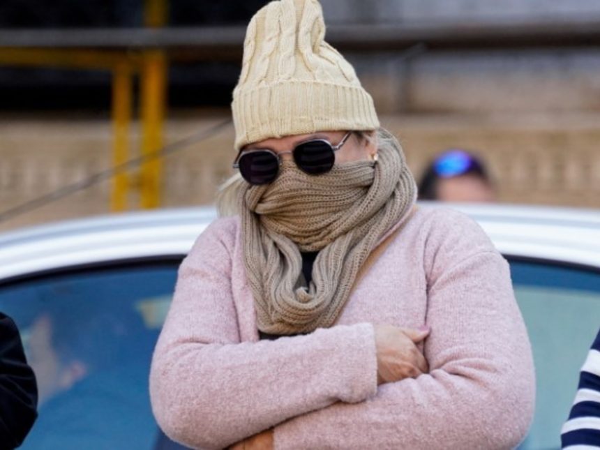 ¡El frío se intensifica! Sensación térmica de 5°C en la Ciudad