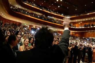 Milei en el Palacio Libertad: Crítica a Keynes y la Corrupción