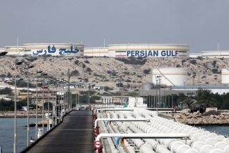 El impacto del bloqueo de EE. UU. en la vital industria petrolera iraní