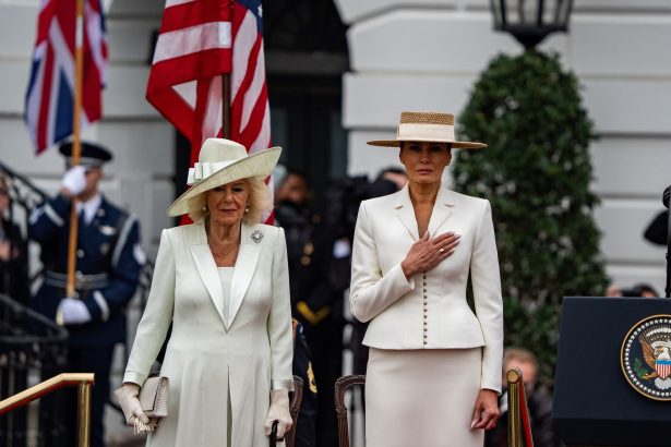 Melania Trump y la Reina Camilla: Estilo que Refleja su Amistad