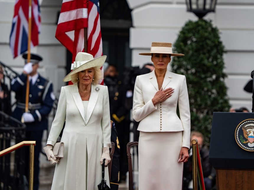 Melania Trump y la Reina Camilla: Estilo que Refleja su Amistad