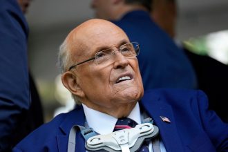 Rudy Giuliani, ex alcalde de Nueva York, hospitalizado en estado crítico
