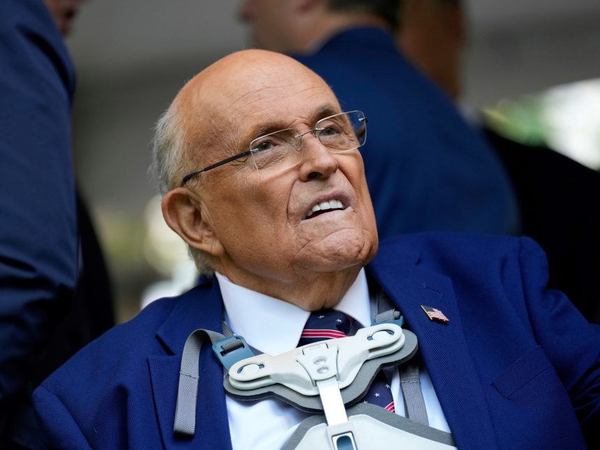 Rudy Giuliani, ex alcalde de Nueva York, hospitalizado en estado crítico