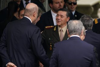 Decreto del Gobierno para financiar reequipamiento militar: críticas y decepción