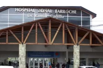 Hombre con hantavirus en Bariloche: Aislan a su familia por precaución