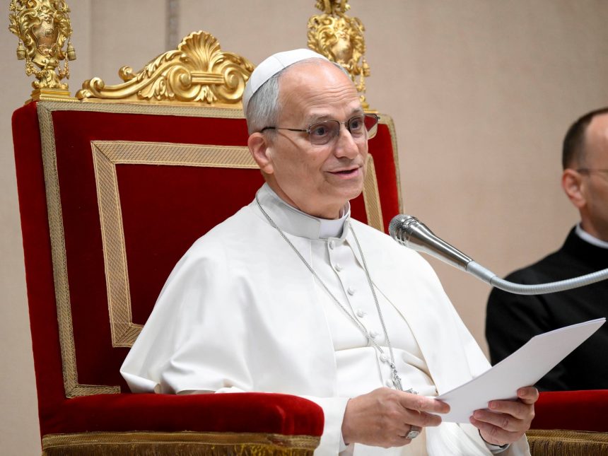 Cuando el Papa León XIV Contactó al Servicio al Cliente: ¡Sin Milagros!