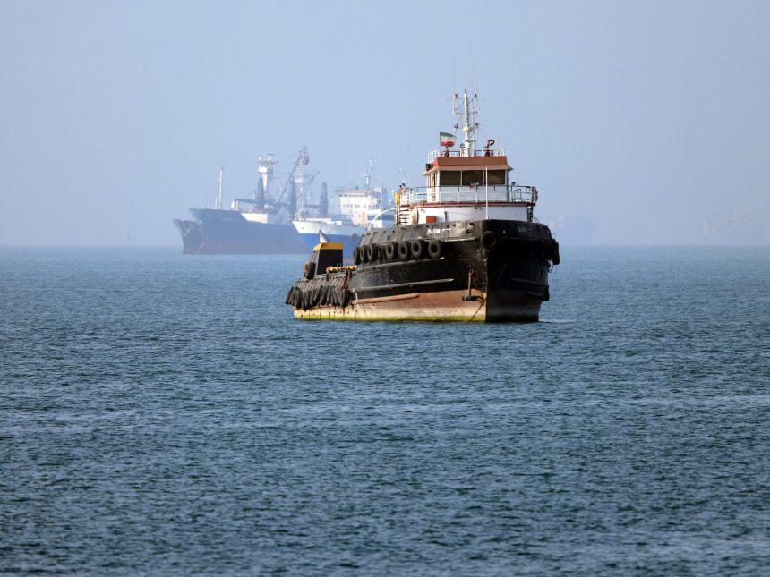 Irán establece agencia para controlar transporte en el estrecho de Ormuz