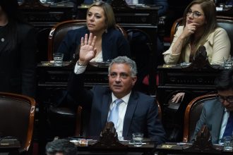 Karina Milei impulsa a Sebastián Pareja en Inteligencia: tensiones aliadas