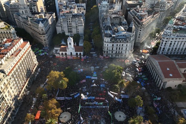 Javier Milei y su lucha contra las universidades: ¿Un cambio inminente?