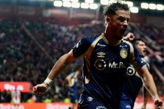 Argentinos avanza a semifinales tras vencer a Huracán en el alargue