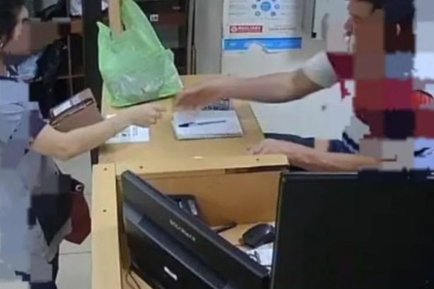 Docente roba tarjeta de compañera y gasta más de 300 mil pesos