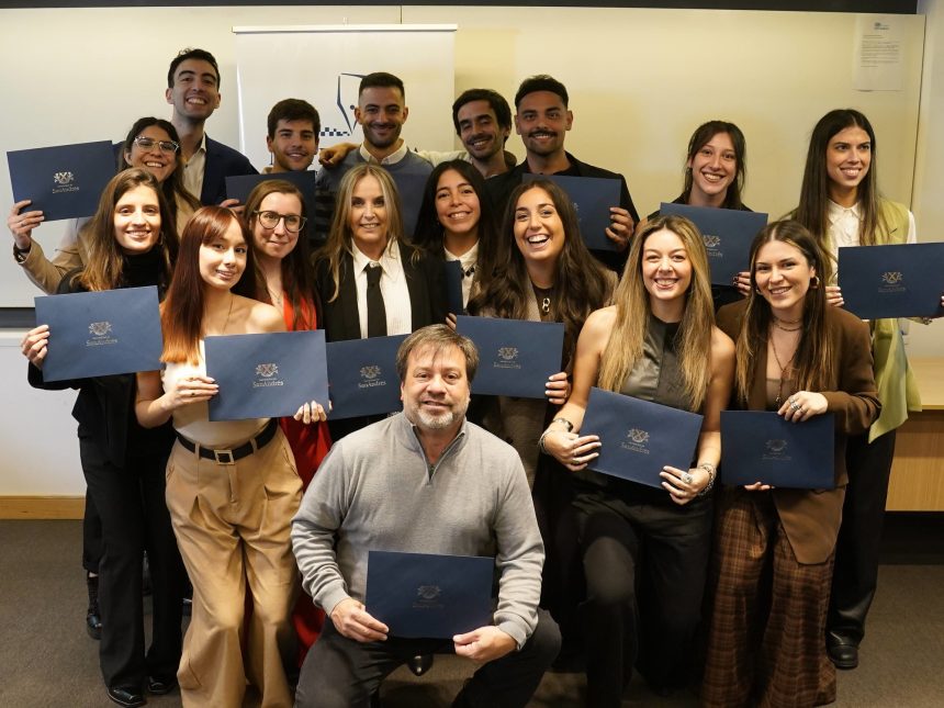 Celebramos a los Egresados y Damos Inicio a la Maestría en Periodismo