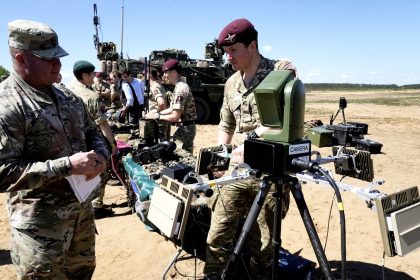 Europa acelera en inteligencia artificial militar frente a EE. UU. y China