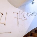 Villa Crespo: Mujer amenazó a vecinos y pintó esvástica, ¡inimputable!