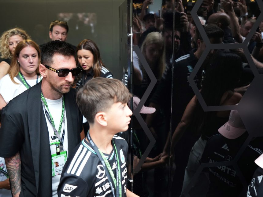 Messi impulsa la revolución en Cornellà: nuevo estadio y equipo femenino