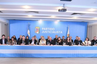 Parrilli desafía a Kicillof: ‘El PJ tendrá un candidato trucho