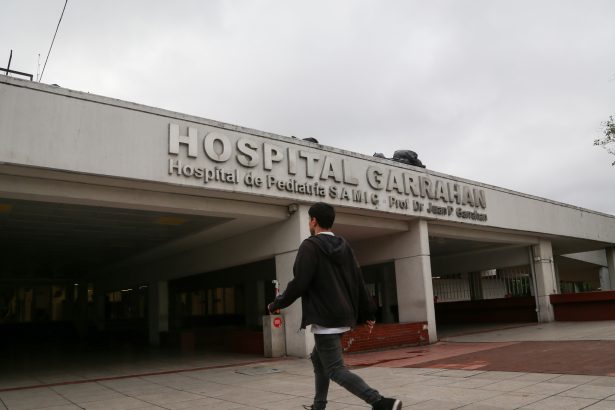 Urgente: 814 niños en espera de prótesis para cirugía en Garrahan