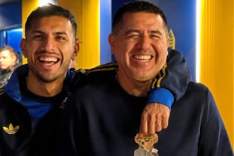 Boca: La polémica arbitral y la sorpresiva unión de Paredes y Riquelme