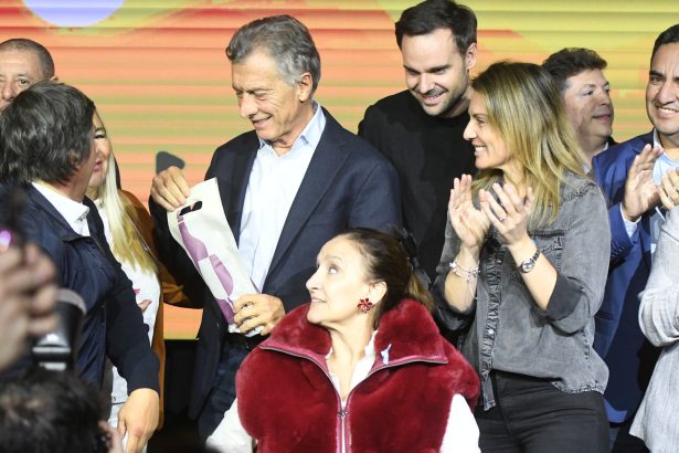 Macri en Mendoza: Desenmascara mentiras y alerta sobre el enemigo interno