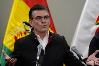 Bolivia en Crisis: Rodrigo Paz Lucha por Recuperar Control y Seguridad