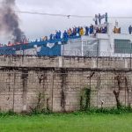 Prisioneros en Venezuela toman cárcel para denunciar torturas