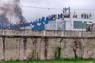 Prisioneros en Venezuela toman cárcel para denunciar torturas