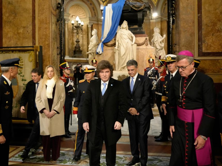 Iglesia insiste en sus reclamos: ¿Milei ignora la historia kirchnerista?