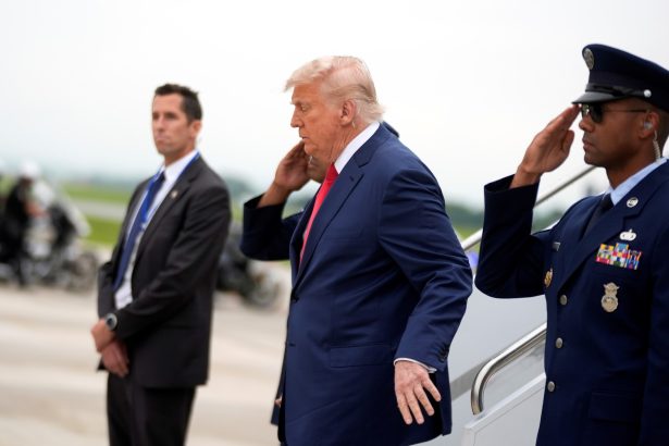 Trump reúne a su gabinete en Camp David para abordar la crisis con Irán