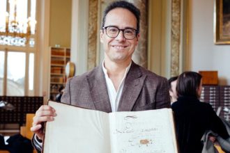 Leonardo García Alarcón: La ópera perdida de Luis XIV resurge en París