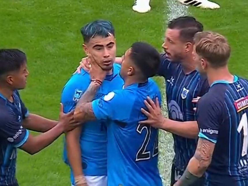 Drama en la Copa Argentina: Zelarayán se descompensa en el campo