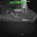 EE.UU. lanza misil a barco que desafiaba bloqueo en puertos iraníes